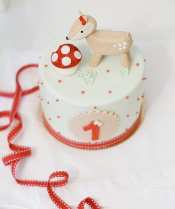 1st birthday cake by petite homemade 